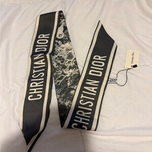 Dior Black and Ivory Silk Twilly Scarf Toile